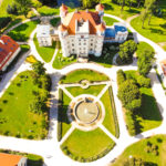 Schloss Schildau im Hirschberger Tal (Pałac Wojanów)